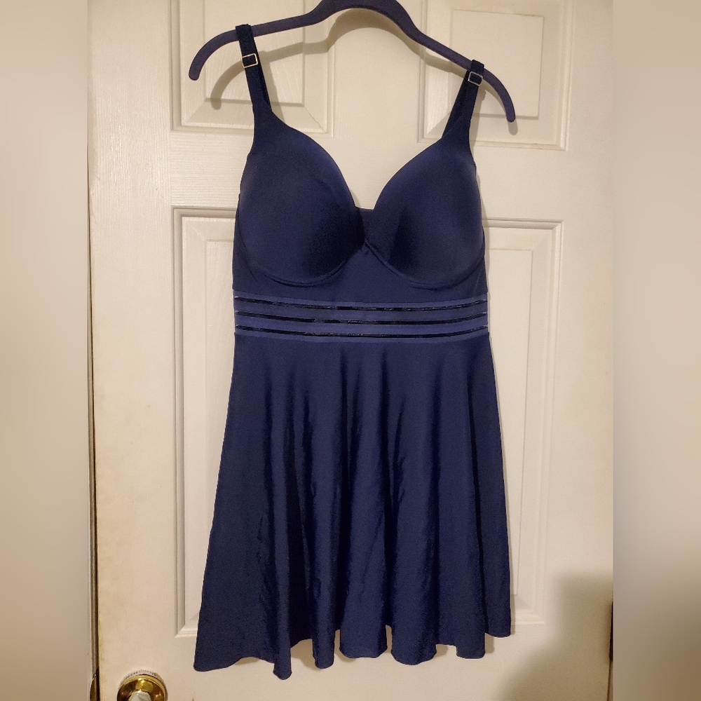 SHEIN Swimsuit TOP ONLY Sz 3 (18)